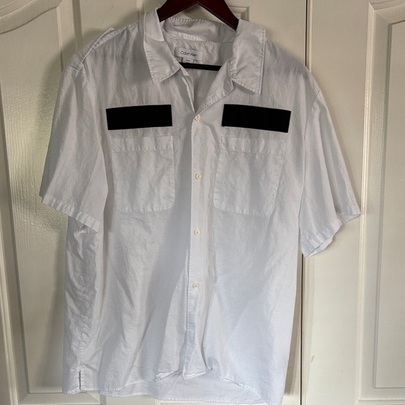 Calvin Klein Men's White Shirt with Black Accents - Picture 1 of 7